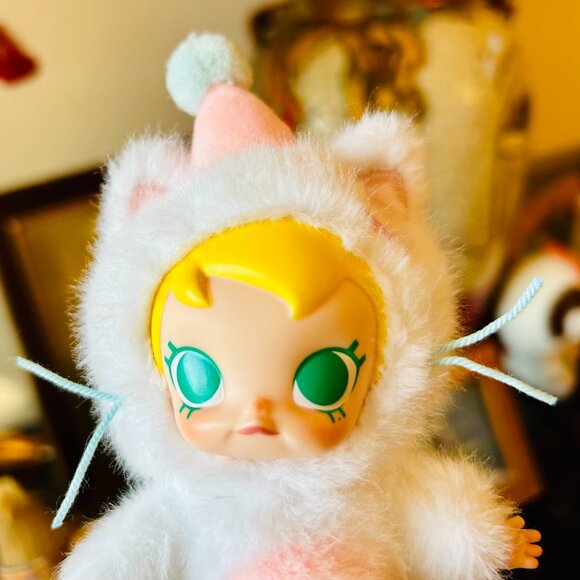 Pop Mart Pocket Baby Molly - Picture 5 of 9